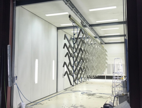 Installation XXL de peinture manuelle poudre dans le département de l’Ain (01)