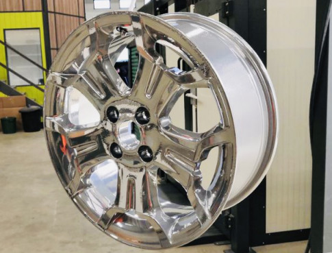 CHAINE DE POUDRAGE POUR JANTES AUTOMOBILE