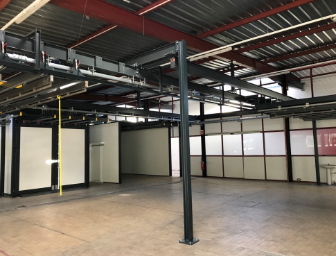 Installation d’une ligne de poudrage manuelle dans le département de l’Ain (01)